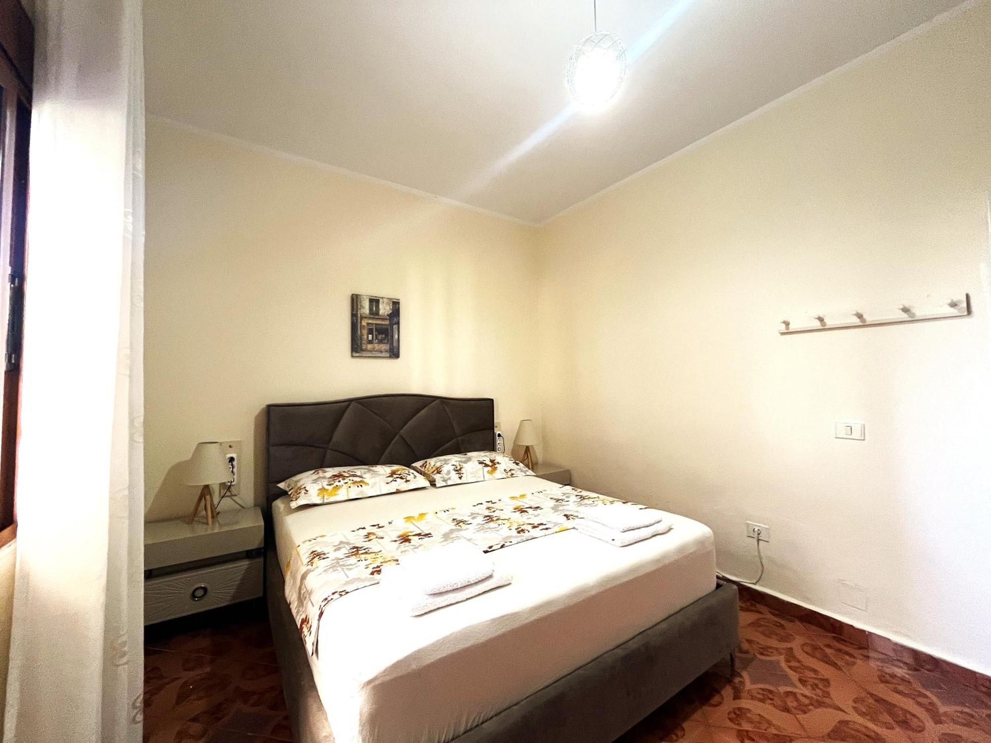 Beach & Chill Apartments Влёра Экстерьер фото