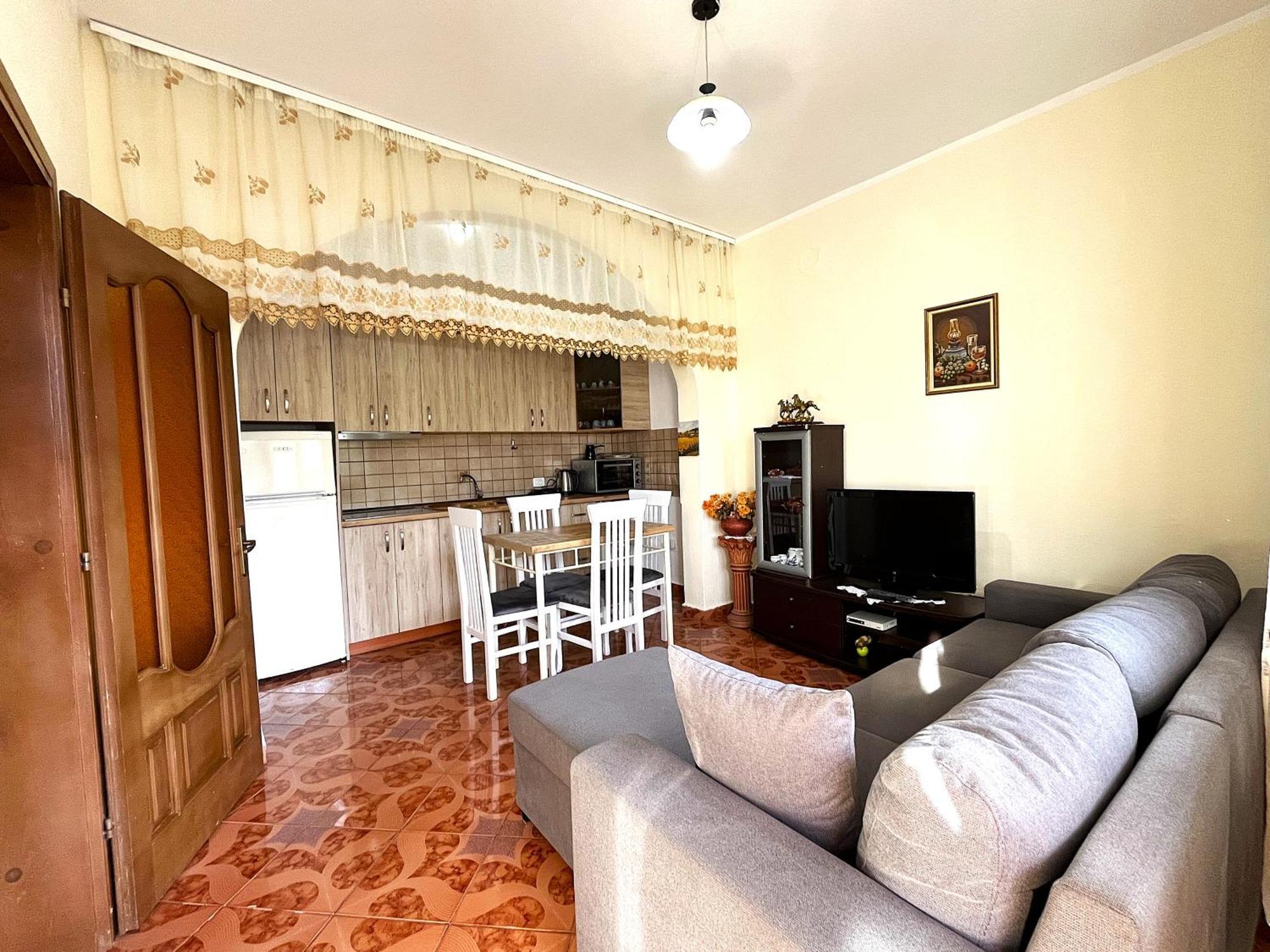 Beach & Chill Apartments Влёра Экстерьер фото