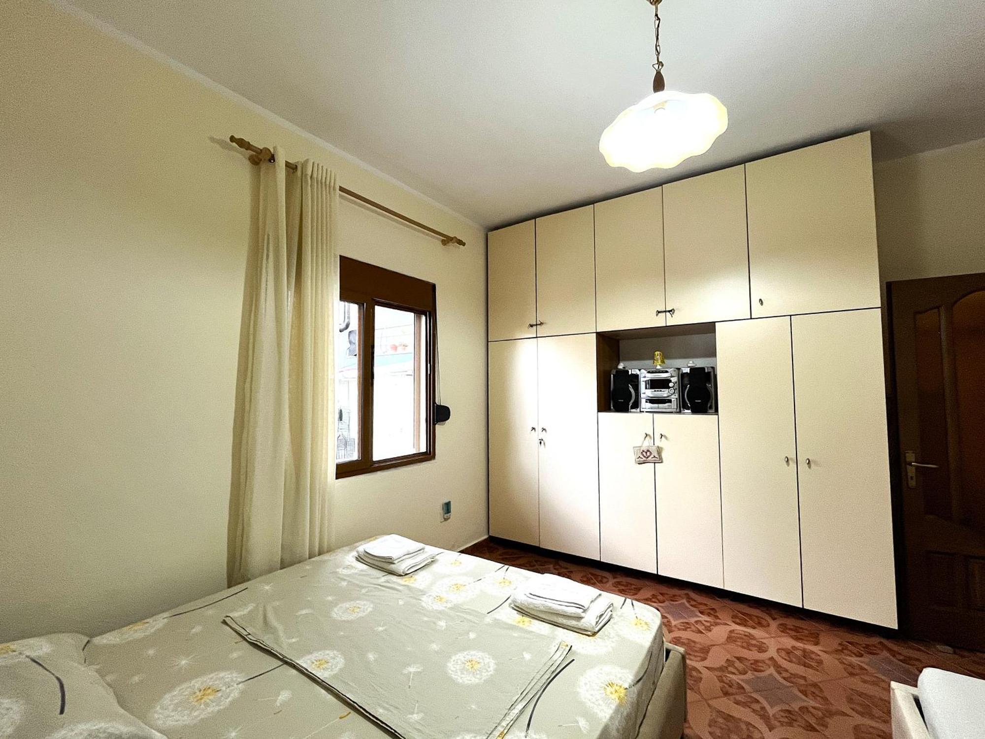 Beach & Chill Apartments Влёра Экстерьер фото