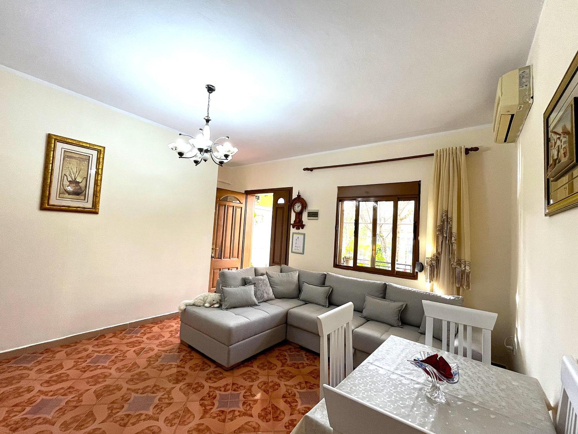 Beach & Chill Apartments Влёра Экстерьер фото